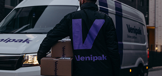 快递公司品牌形象设计